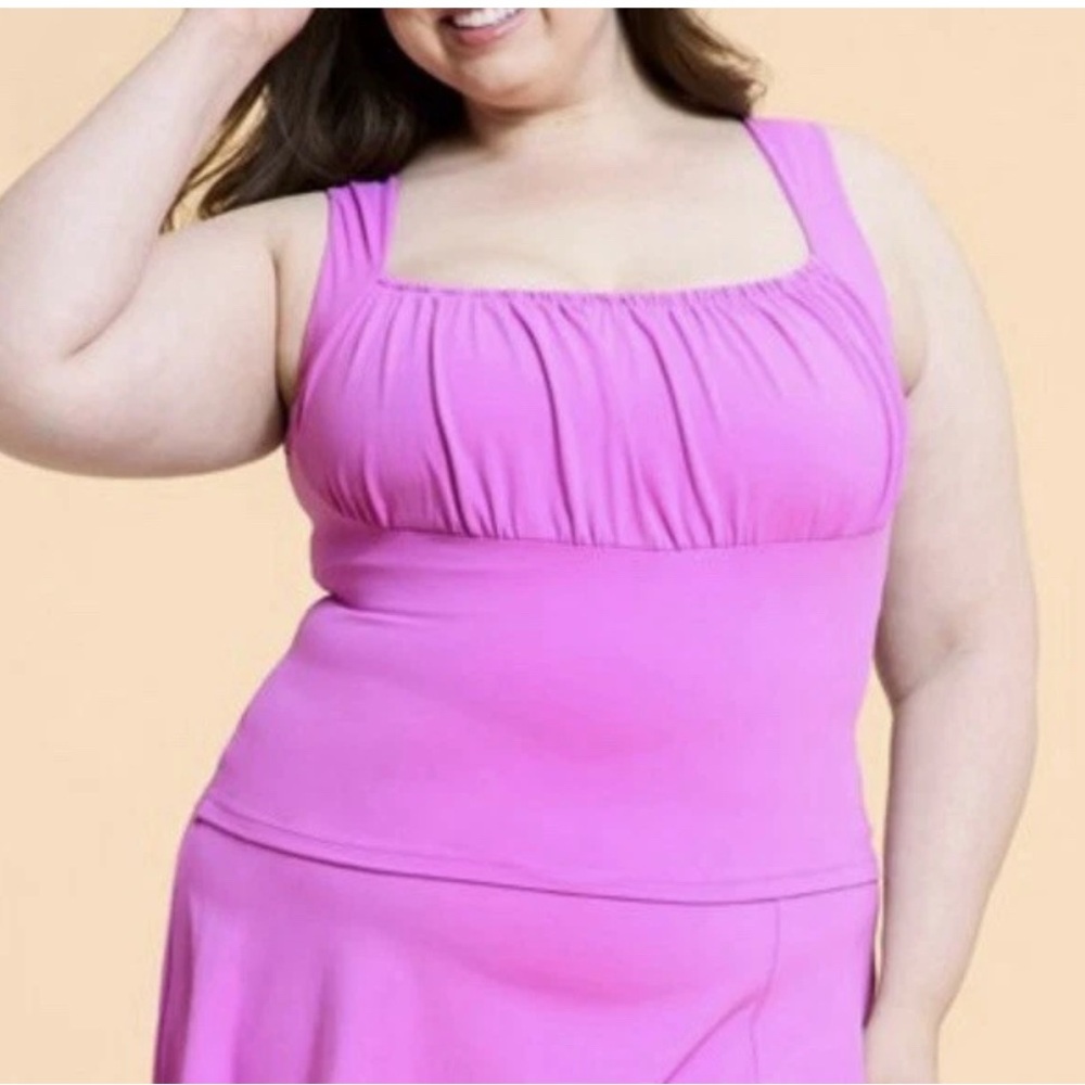 Women's Sweetheart And Halter Sleeveless Tops